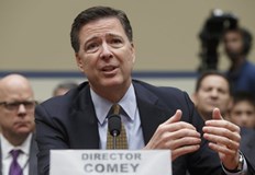 Джеймс Коми публикувал в Instagram миди с надпис 86 47