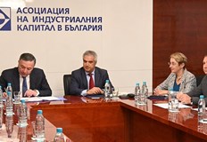 АИКБ ще си сътрудничи с узбекистанската Агенция по миграция при