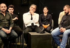 Актьорът Милен Димитров влиза в ролята на шекспировия герой Крал Лир