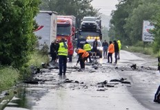 Челен удар между Мерцедес и ТИР отне живота на момче