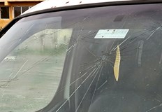 Огромни ледени късове съсипаха автомобили лозя и всичко по дворовете