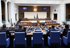 Избират се общо осем души за ръководни постове в антимонополната