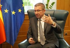 Френските медии питат дали Скопие се отдалечава от ЕСДокато България