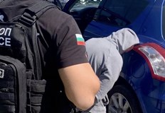 Петко Ковачев притежава луксозни имоти и автомобили но няма регистрирана