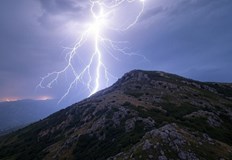 До 30 градуса в края на седмицата но с опасност