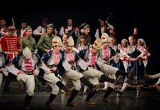 150 изпълнители излизат на сцената за 65 годишнината на театър Найден