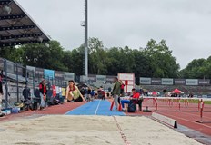 Близо 300 спортисти от шест държави се състезаваха на Градския