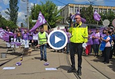 Протестиращите не могат да бъдат дисциплинарно уволнени но рискуват заплащането