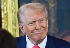 Американският президент подложи на съмнение основни конституционни принципиАмериканският президентДоналд Тръмп