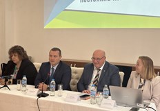 Заместник кметът Енчо Енчев председателства заседание на комисията по