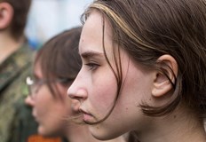 Инициативата е по проект SOS тийнейджър у дома Поредица от