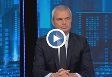 Лидерът на Възраждане атакува идеята за влизане в еврозоната и