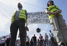 Движението разшири борбата си от антикорупционна кампания към политическа смяна