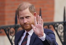 Принцът иска помирение с кралското семейство след загубата на съдебния