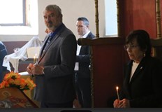 Десетки миряни се събраха за традиционното отбелязване на празникаОбластният управител