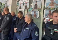 Служителите на реда запазиха самообладание въпреки напрежението и емоциите на