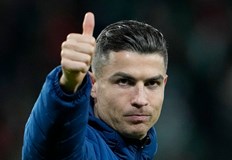 Португалската звезда е близък приятел на новия собственик на испанския