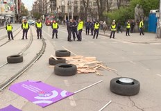 Протестът започва в 4 00 часа сутринта на входовете на гаражите