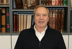 На 31 май призовава граждани пред БНБ за референдум за