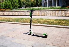 Експерти настояват за строг режим при управление на електрически тротинеткиАсоциацията