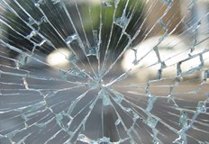 Пиян 56 годишен мъж тероризира семейството си полицията започна разследване по