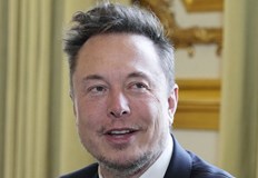 Starbase вече може да събира данъци и да създава закониМечтата