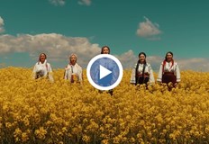 Хип хоп певецът Ф Чарм и младата звезда Паула Данча издадоха