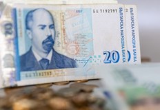 Въпреки ниските лихви по ипотеки стари заеми поскъпват заради плаващи