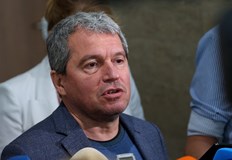 Председателят на ПГ на ИТН Факт е че при кризи