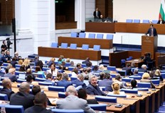 БСП и ИТН с одобрени законопроекти за 2 и 5 годишно