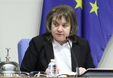 Опозицията обвинява председателя на парламента в обслужване на статуквотоПартия Възраждане