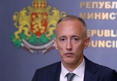 Красимир Вълчев Учениците ще учат повече математика и по малко езициМинистерството