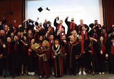 16 абсолвенти от випуск 2025 завършиха с отличен успех престижната