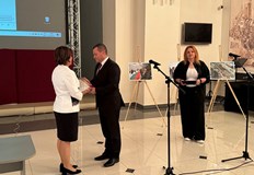 Над 900 метровият трибагреник развят на 3 март се превърна в