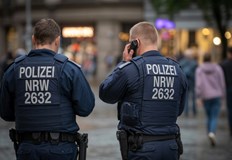 Вътрешният министър на Северен Рейн Вестфалия Херберт Ройл Екстремистките възгледи нямат