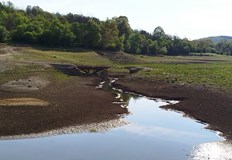 Язовир Йовковци се изпразва въпреки дъждовете през майЯзовир Йовковци който