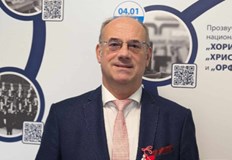 Необходимо е да положим всякакви усилия да върнем ценностните измерения