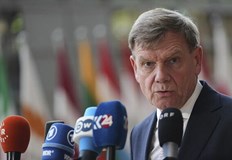 Германският външен министър Йохан Вадефул Путин иска да продължи войната