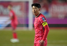 Жена и мъж заплашвали корейската футболна звезда с фалшиви твърдения