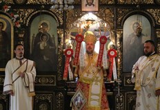 Областният управител присъства на тържествената литургия за Гергьовден в храм