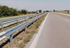 Движението в платното към Бургас между 55 и и 63 и км