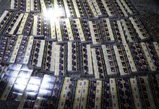 Трима души са задържани при спецакция на икономическа полиция в