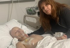 Русенци организират благотворително събитие за 13 годишния СтилянМайката на 13 годишния Стилян