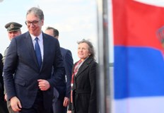 Сръбският президент заяви че не го интересува какво мислят другите