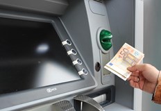 Финансисти препоръчват ранна подготовка за еврото в БългарияПревръщайте левовете си