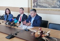 Двама българи са задържани при съвместна операция на граничен пункт