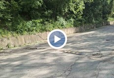 Жителите на Ребърково останаха без ограничител на скоростта по главния