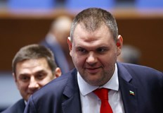 Държавната банка зачеркна дълг от 160 милиона лева срещу имоти