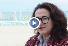 Плажовете са готови да посрещат туристи но има недостиг на