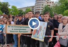 Стотици ученици изпяха Върви народе възродени Русе отпразнува днес най българския